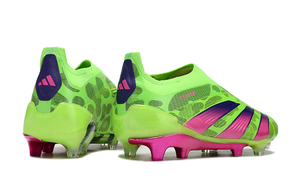 PREDATOR ELITE LACELESS BOOTS FG