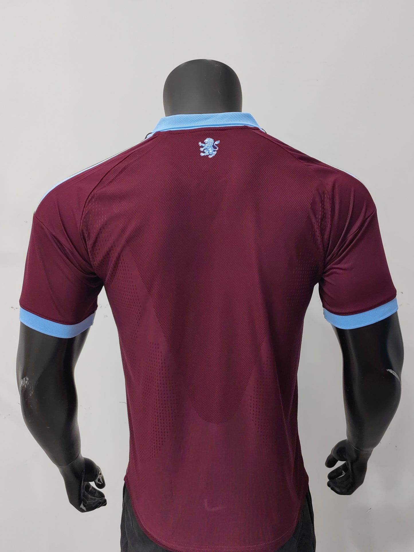Maillot Aston Villa 2026/27