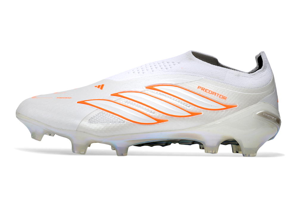 Predator Elite Laceless FG